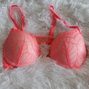 La Vie en Rose Push Up Bra